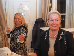 Dina Larot Kalenderpräsentation 2026